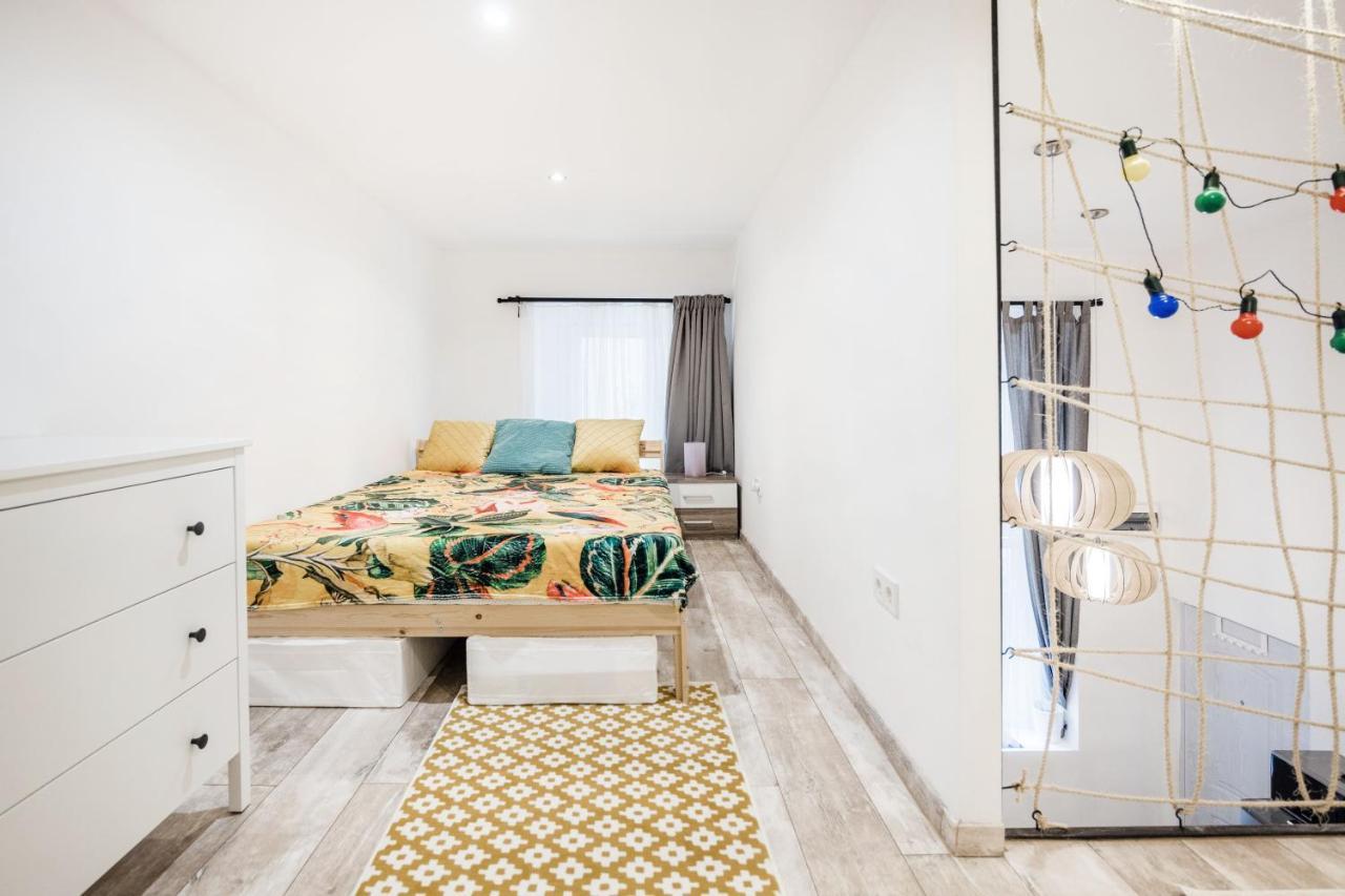 Lovely With Mezzanine Near The Danube Budapeste