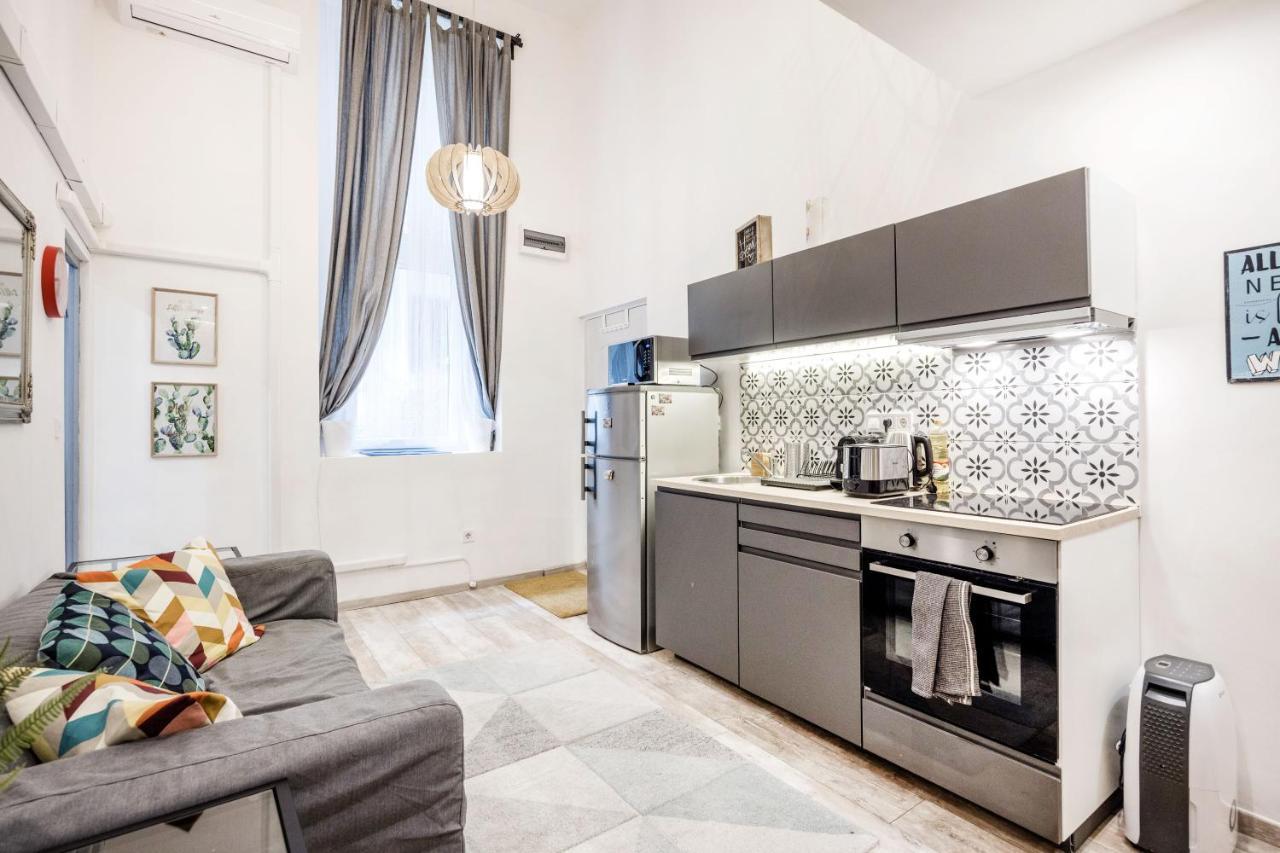 Lovely With Mezzanine Near The Danube Apartman
