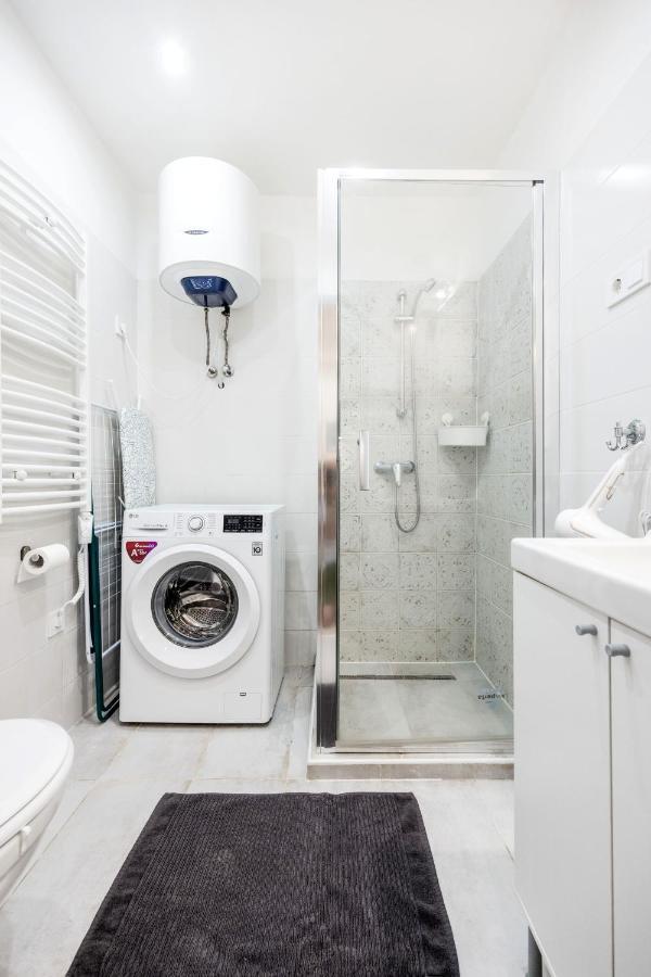 Apartman Lovely With Mezzanine Near The Danube *