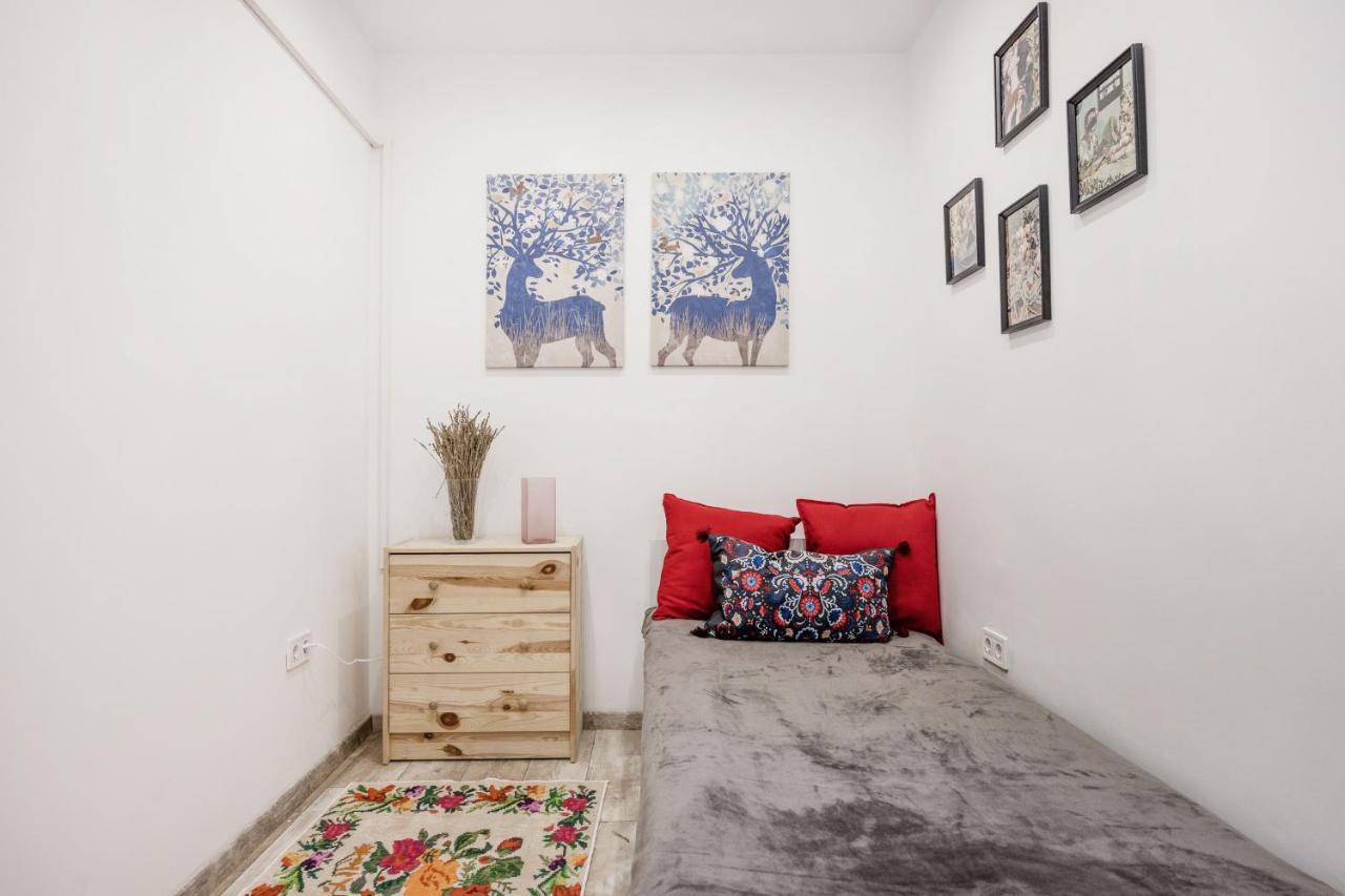 Apartman Lovely With Mezzanine Near The Danube